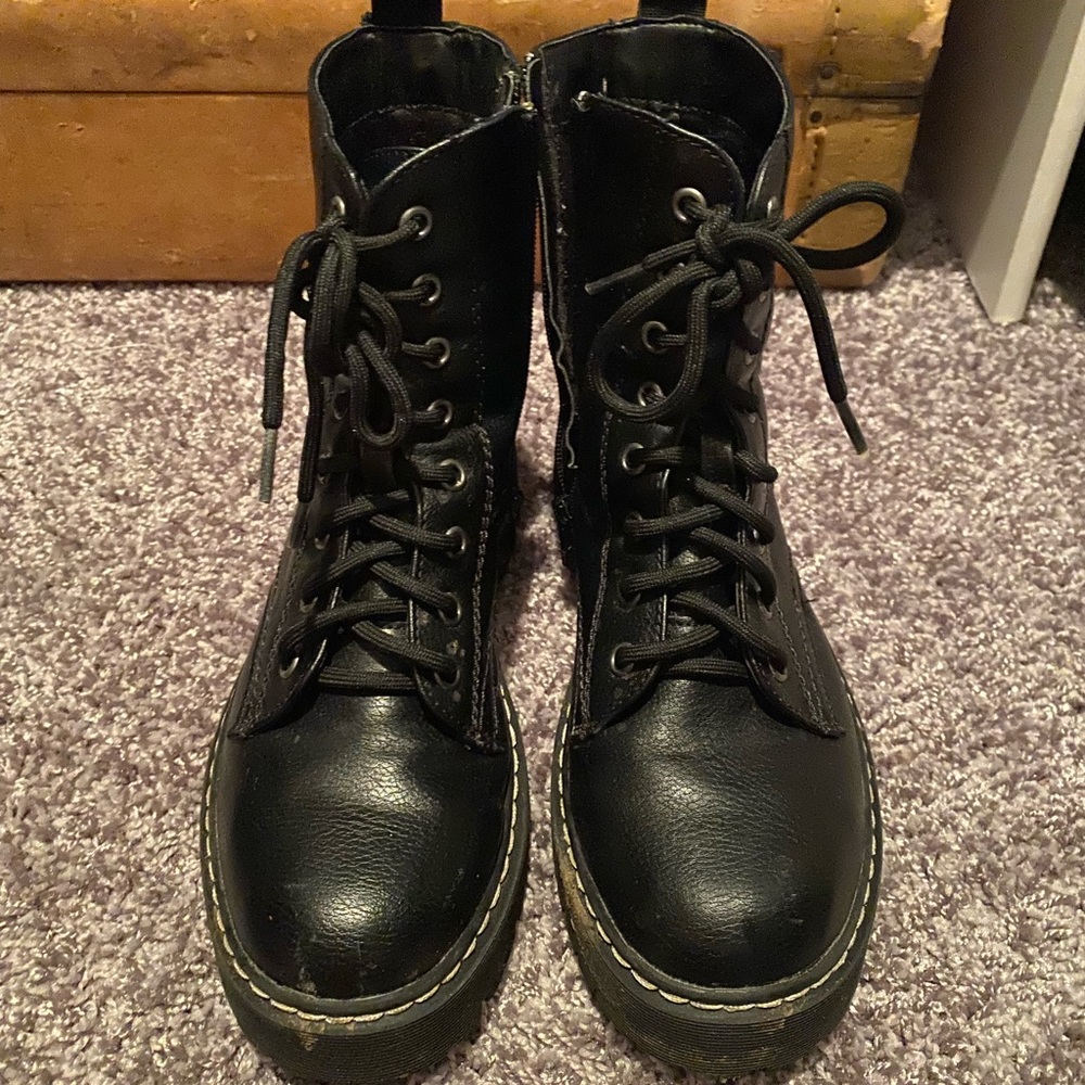 Dr. Marten Style Boots Size 7